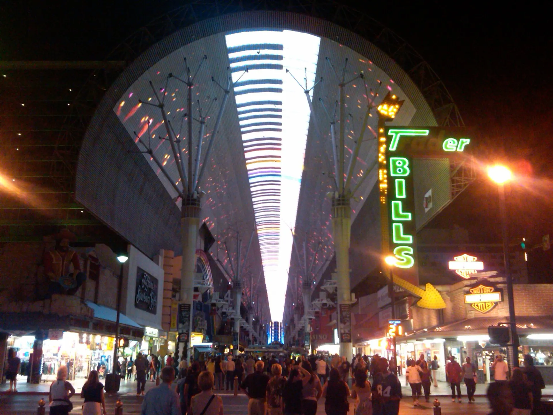 Fremont East downtown corridor for boutique condo living. Fremont East Entertainment District Las Vegas — boutique downtown condo corridor
